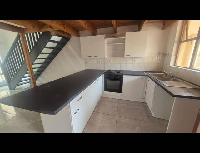 3 BEDROOM APARTMENT FOR SALE IN FERNDALE